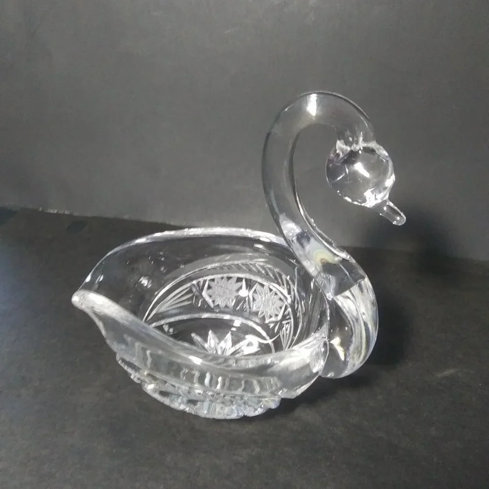 lovely clear glass swan shaped trinket dish with cut design on sides